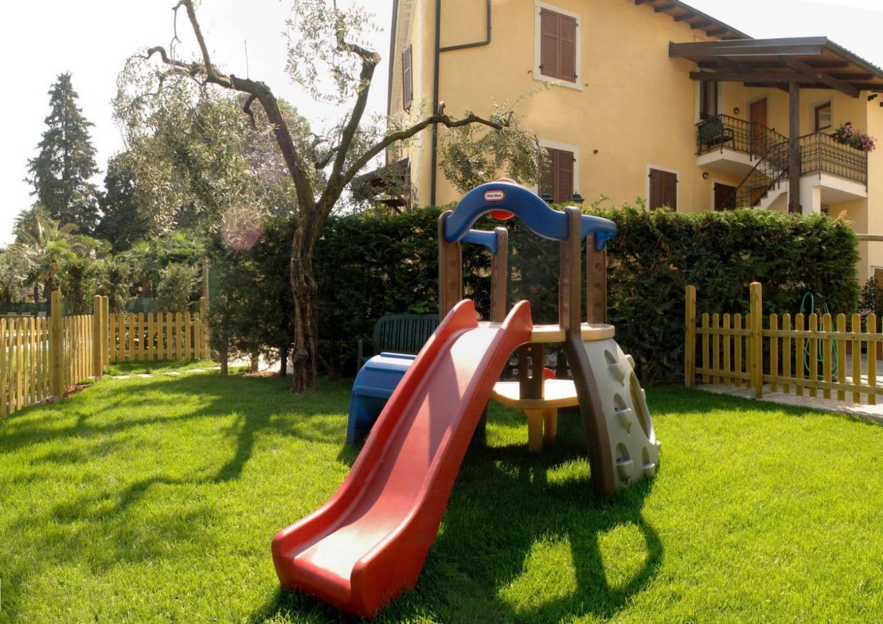Residence Villa Degli Aranci Riva del Garda Exterior foto